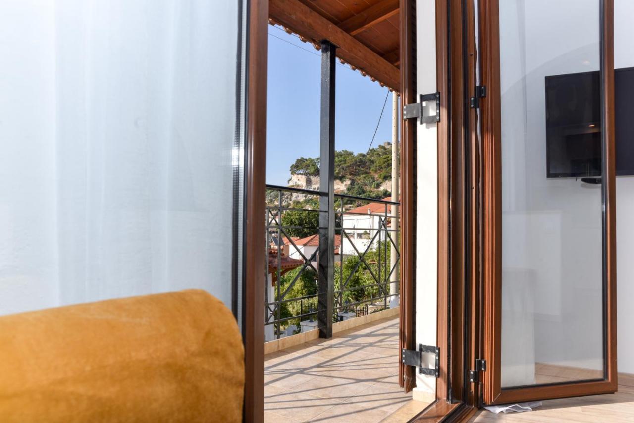 Apartamento Prana'S Castle Kyparissia Exterior foto